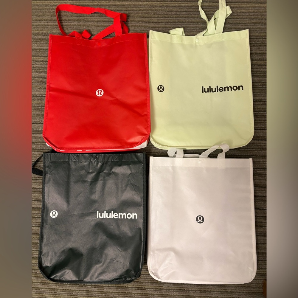 Lululemon 4 Large Tote Bags Set